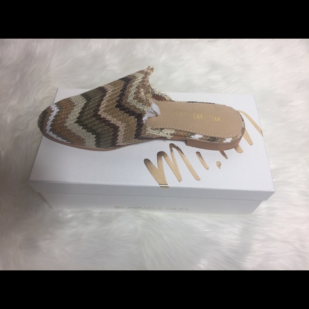 Mi im Handbraided multicolor mule